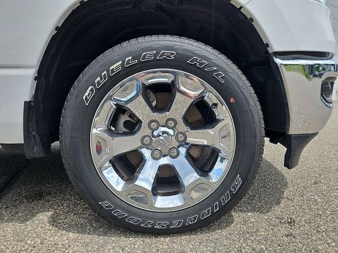 Used 2024 RAM 1500 Big Horn AWD/4WD image 9