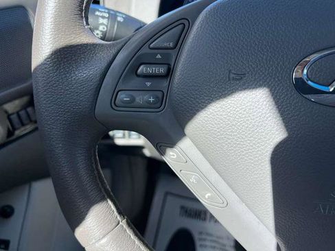 Used 2011 INFINITI G37 Journey w/ Premium Pkg image 22