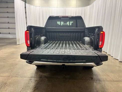 New 2026 GMC Sierra 1500 SLT w/ SLT Premium Package image 19