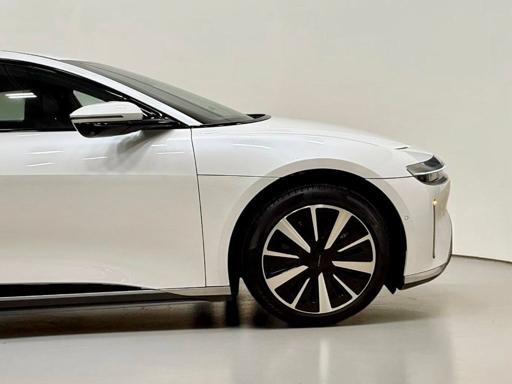 Used 2024 Lucid Air Touring AWD/4WD image 16
