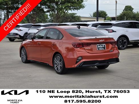 Used 2023 Kia Forte GT-Line w/ GT-Line Premium Package FWD image 3