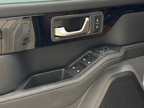 Used 2024 INEOS Grenadier Fieldmaster Edition image 35