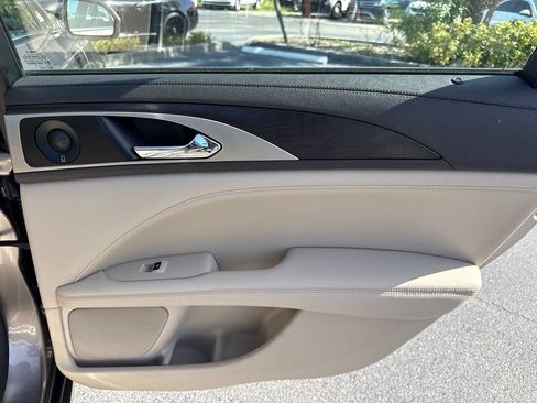 Used 2019 Lincoln MKZ Reserve w/ Reserve Plus Package AWD/4WD image 15