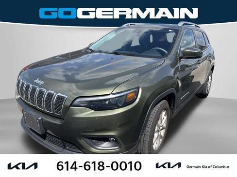 Used 2019 Jeep Cherokee Latitude w/ Popular Appearance Group FWD image 1