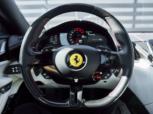 Used 2022 Ferrari Roma Base image 48