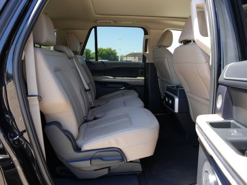 Used 2024 Ford Expedition Max Limited RWD image 23