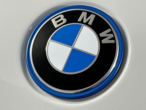Used 2025 BMW X5 xDrive50e AWD/4WD image 15