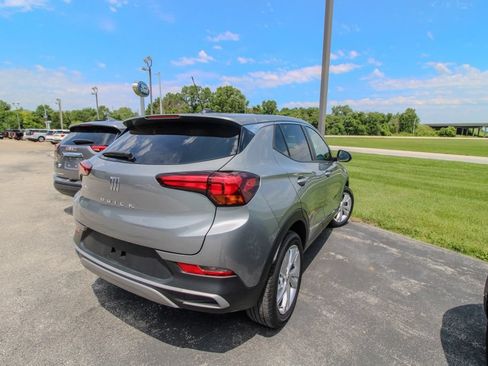 Used 2025 Buick Encore GX Preferred FWD image 3
