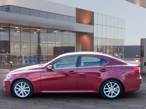 Used 2013 Lexus IS 250 w/ Premium Pkg Value Edition RWD image 5