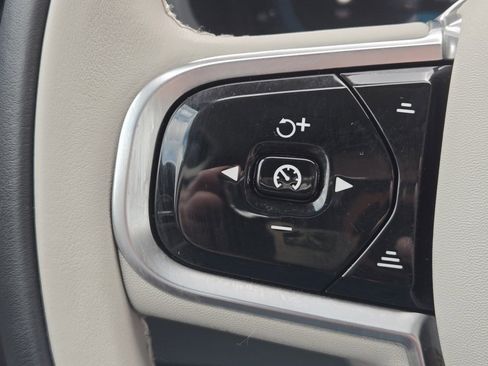 Certified 2024 Volvo V60 B5 Cross Country Plus image 22