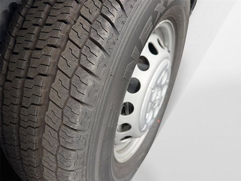 New 2026 RAM ProMaster 3500 w/ Premium Convenience Group image 19