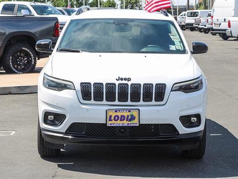 Used 2023 Jeep Cherokee Altitude Lux image 6