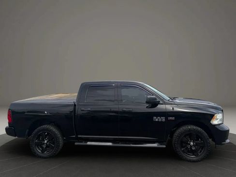 Used 2014 RAM 1500 Express AWD/4WD image 6