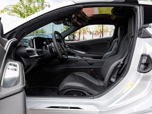 Used 2026 Chevrolet Corvette Z06 RWD image 19