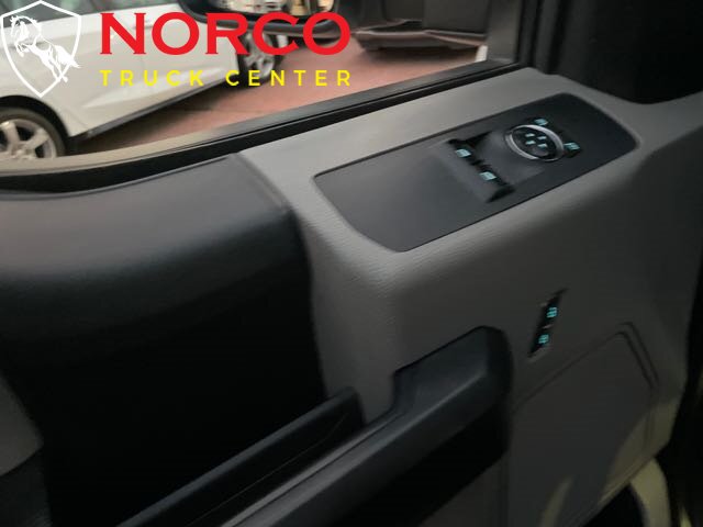 Used 2020 Ford F250 XL w/ STX Appearance Package RWD image 31