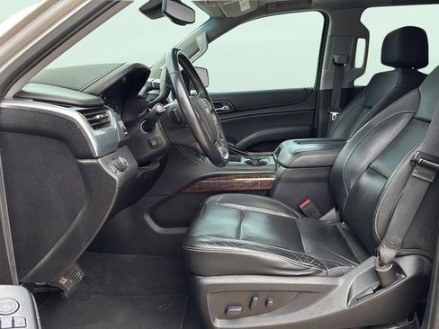 Used 2020 Chevrolet Tahoe LT image 13