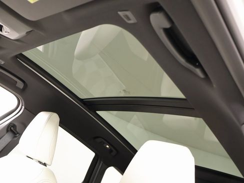 New 2026 BMW X1 xDrive28i w/ Technology Package image 17