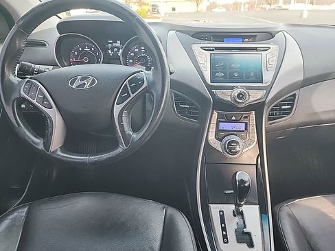 Used 2013 Hyundai Elantra Limited w/ Technology Pkg image 10