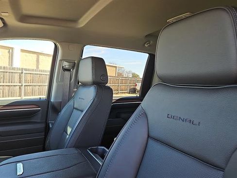 New 2026 GMC Sierra 2500 Denali image 11
