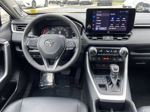 Used 2023 Toyota RAV4 XLE Premium AWD/4WD image 14