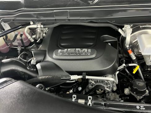 Used 2025 RAM 2500 Big Horn image 33