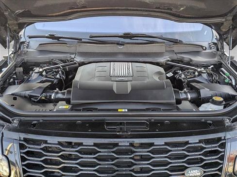 Used 2019 Land Rover Range Rover HSE image 28