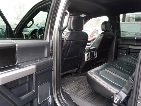 Used 2020 Ford F150 Platinum w/ Equipment Group 701A Luxury AWD/4WD image 9