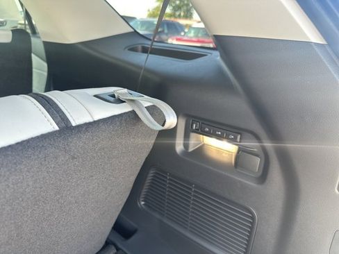 New 2026 Ford Explorer Platinum w/ LUX Leather Package image 21