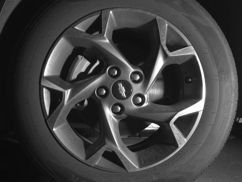 Used 2025 Chevrolet Trax LT w/ LT Convenience Package FWD image 12