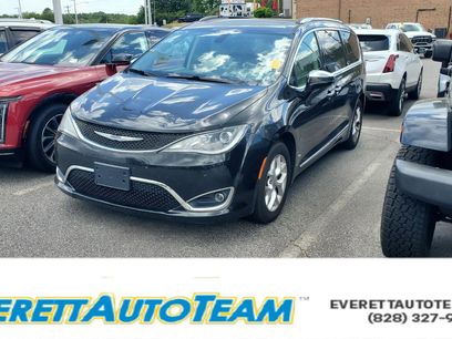 Used 2020 Chrysler Pacifica Limited