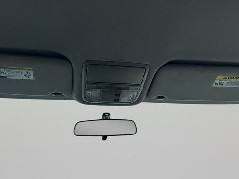 Used 2015 Honda Pilot LX image 18