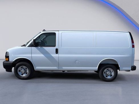 New 2025 Chevrolet Express 2500 w/ Driver Convenience Package image 4