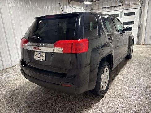 Used 2015 GMC Terrain SLE image 3