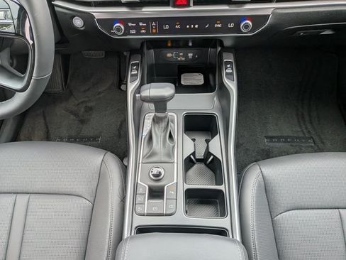 New 2026 Kia Sorento S w/ S Panoramic Sunroof Package FWD image 19