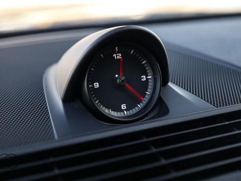 Used 2018 Porsche Panamera 4S image 43