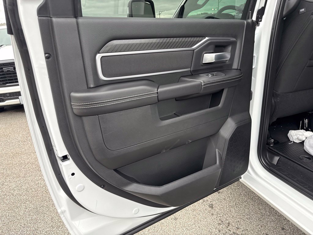 New 2027 RAM 2500 Big Horn AWD/4WD image 21