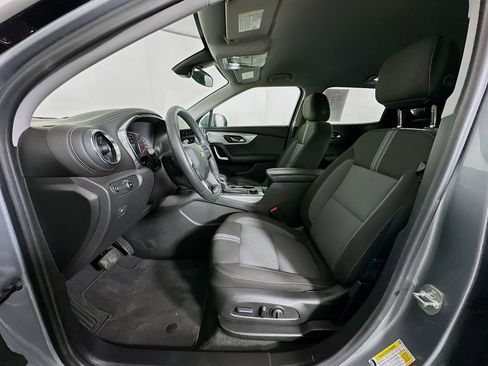 Used 2025 Chevrolet Blazer LT FWD image 13
