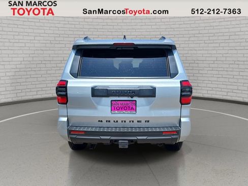 New 2026 Toyota 4Runner SR5 RWD image 6