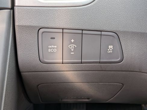 Used 2013 Hyundai Elantra GLS FWD image 22