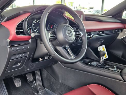 New 2026 MAZDA MAZDA3 2.5 S Hatchback w/ Premium Pkg FWD image 10