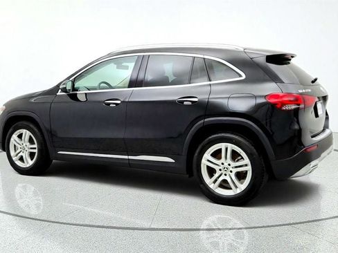 Used 2023 Mercedes-Benz GLA 250 4MATIC w/ Premium Package image 7