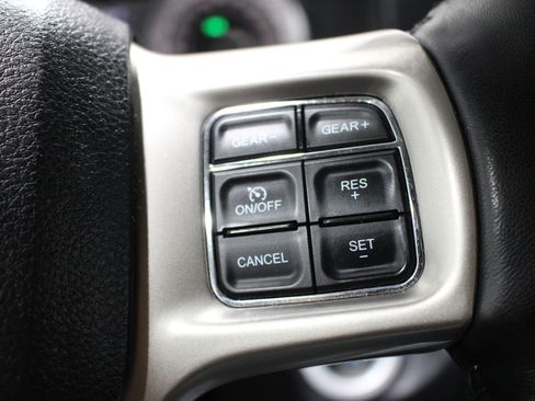 Used 2016 RAM 1500 Laramie w/ Convenience Group AWD/4WD image 12