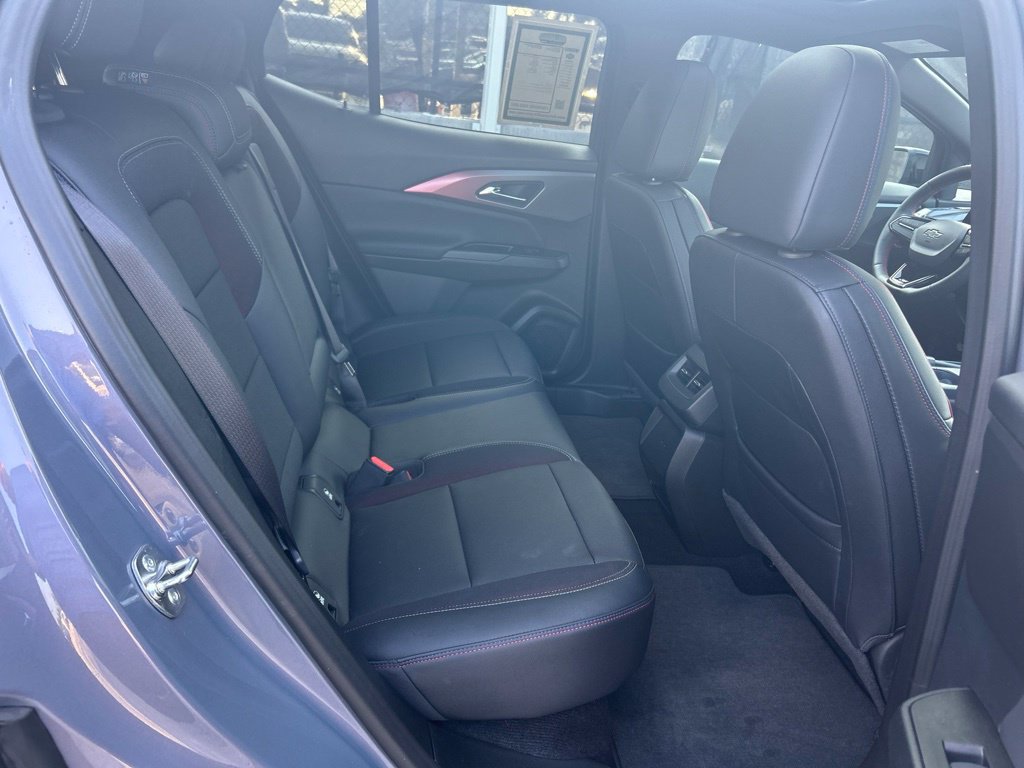 Used 2024 Chevrolet Equinox EV RS FWD image 29