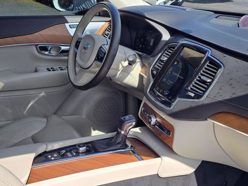 Used 2020 Volvo XC90 T6 Inscription w/ Protection Package Premier image 30