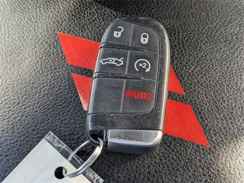 Used 2016 Dodge Challenger SXT Plus image 10