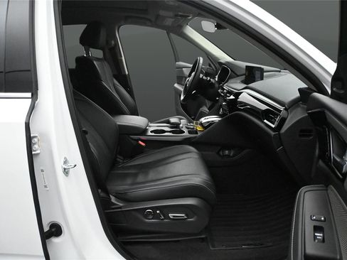 Certified 2024 Acura MDX SH-AWD w/ Technology Package image 14
