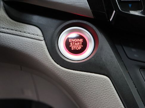 Used 2019 Honda Odyssey EX-L image 19