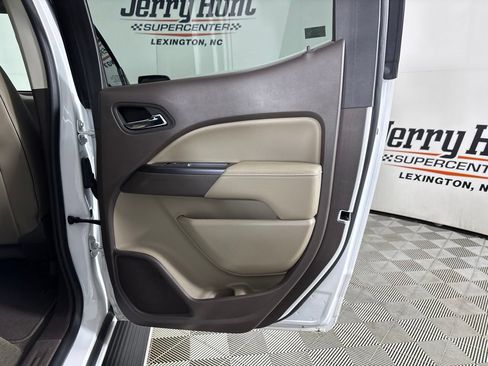 Used 2017 GMC Canyon SLT w/ Driver Alert Package AWD/4WD image 26