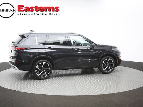 Used 2024 Mitsubishi Outlander SEL AWD/4WD image 46