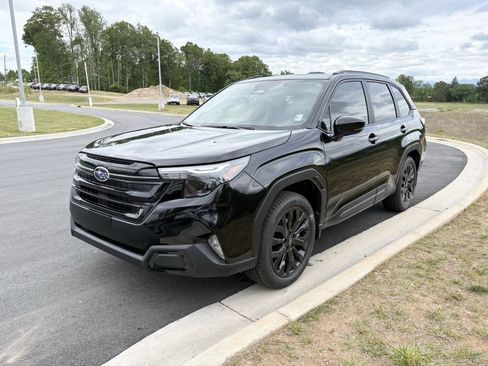 New 2026 Subaru Forester Sport w/ Onyx Edition AWD/4WD image 3